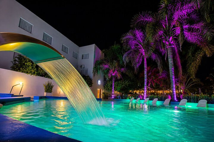 Pool 34 of 98