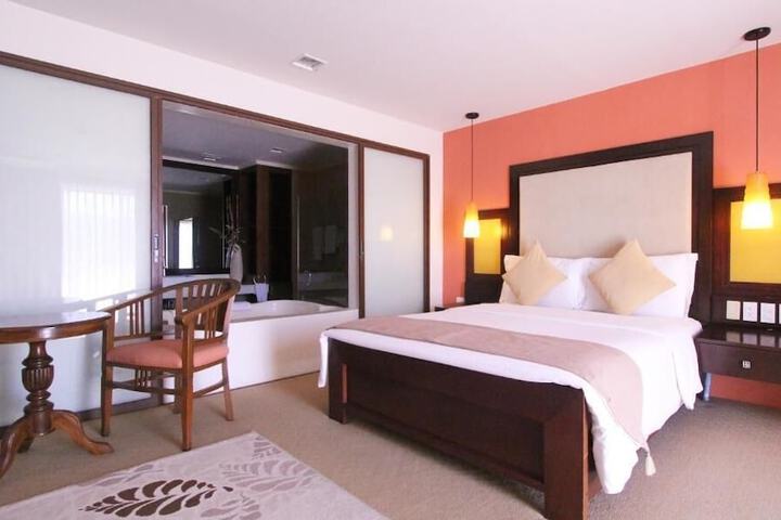 Room 16 of 51