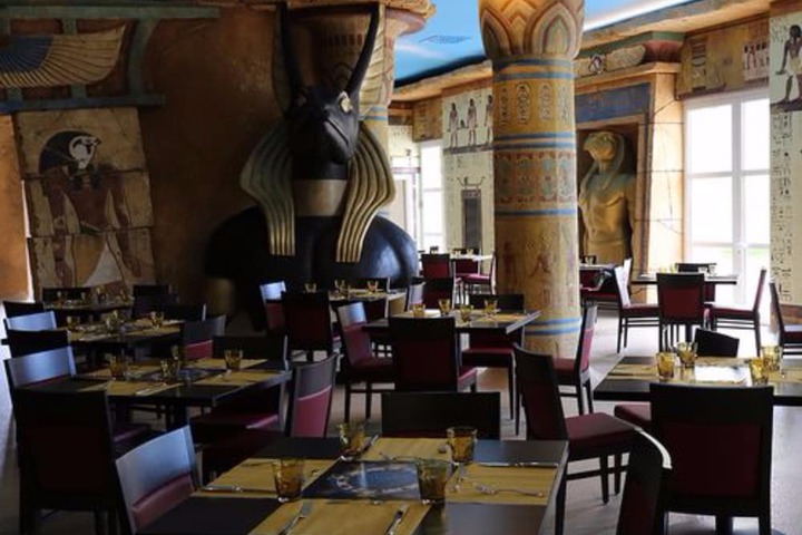 Dining Photos