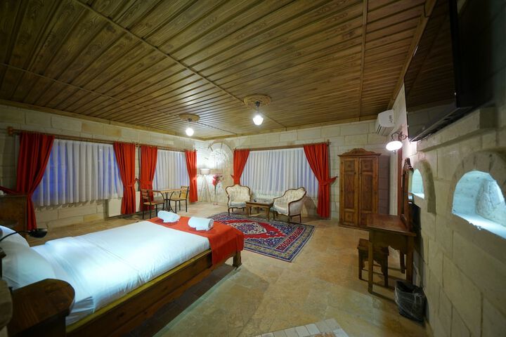 Room 43 of 113