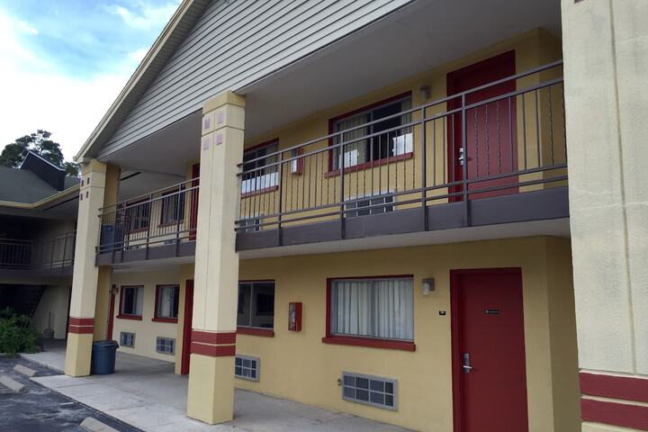 Property Grounds 29 of 36