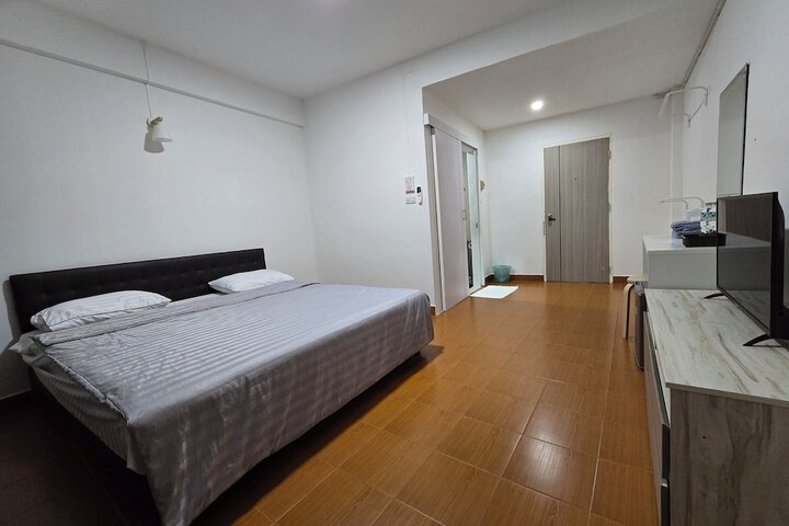 Room 27 of 56