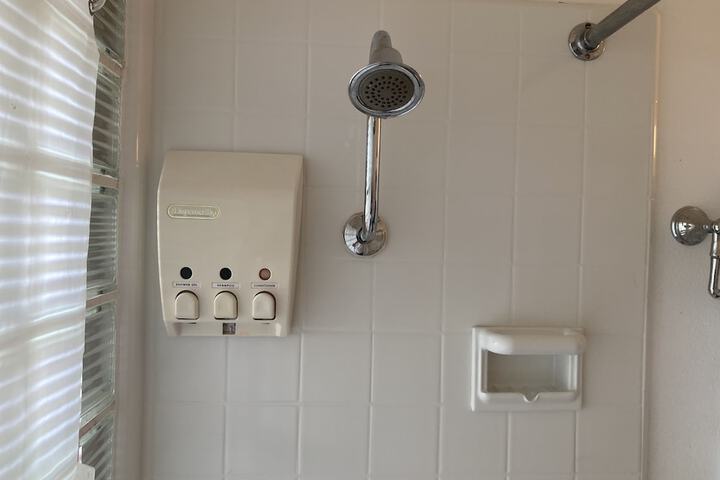 Room 103 of 150