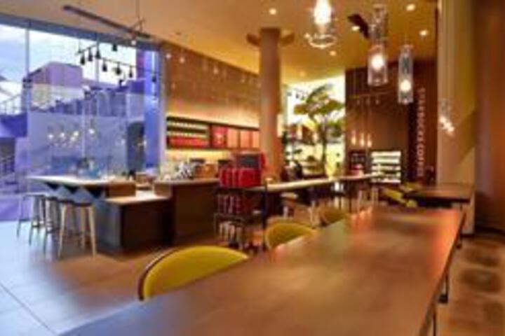 Breakfast/Coffee Service 3 of 23