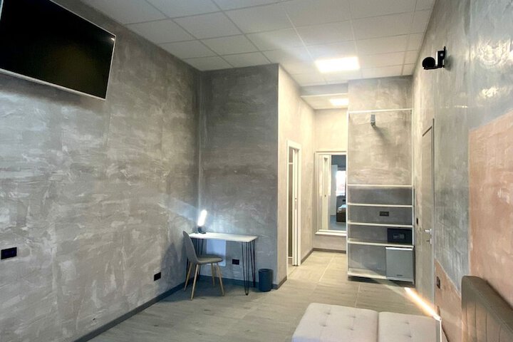 Room 18 of 52