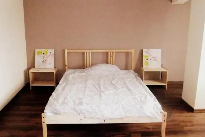 Room 14 of 20