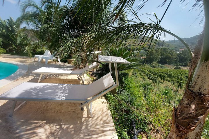 Hotel with Pool