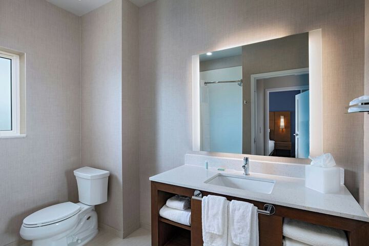 Room 21 of 31