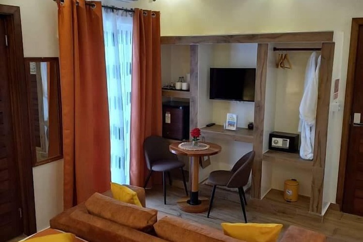 Room 19 of 29