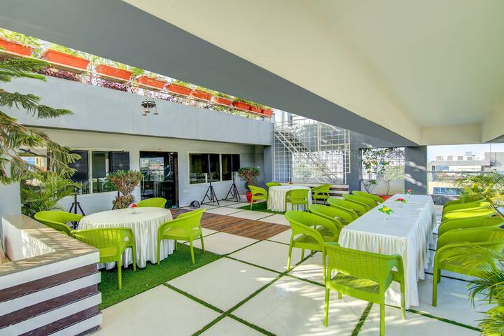 Dining 45 of 68
