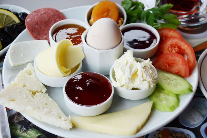 Breakfast buffet