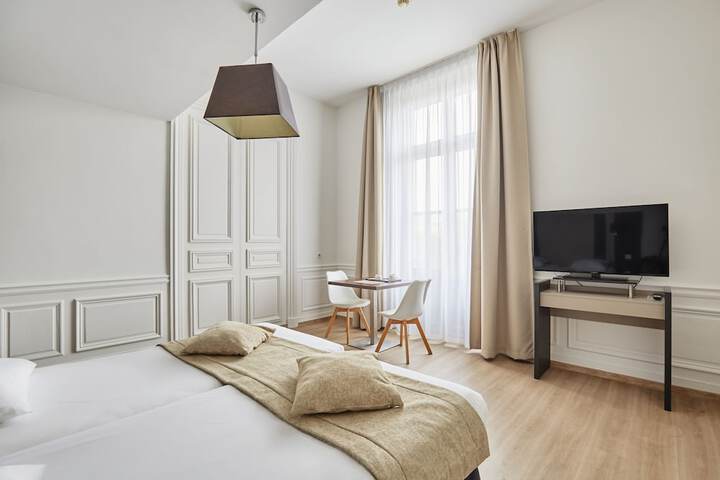 Room 16 of 58