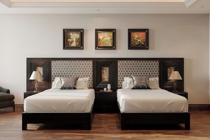 Room 6 of 35