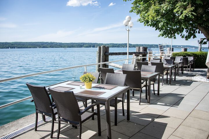 Sundeck 61 of 69