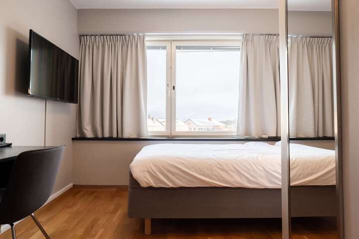 Room 26 of 71