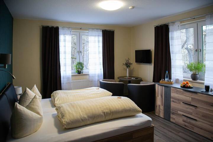 Room 16 of 54
