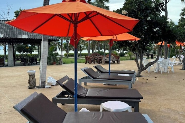 Pools & Facilities