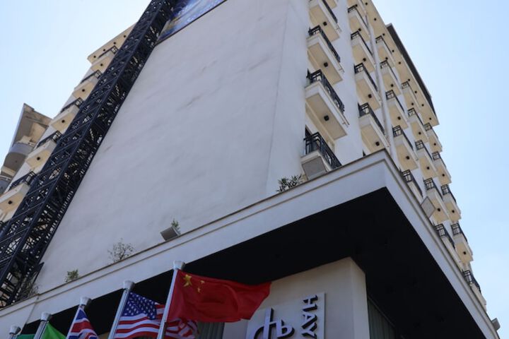 Hotel 55 of 56