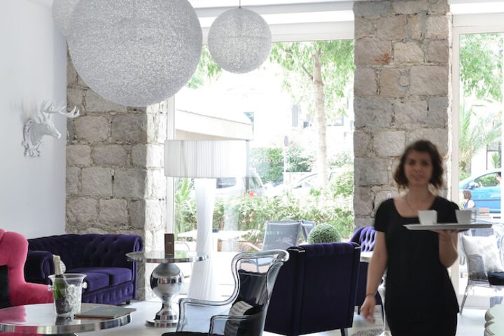 Guest Lobby