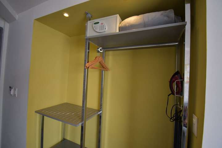 Room 18 of 66
