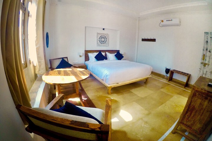 Room 32 of 133