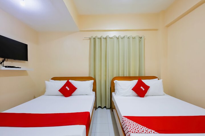 Room 27 of 34