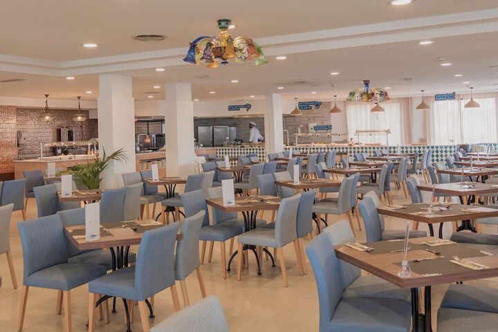 Dining 124 of 139