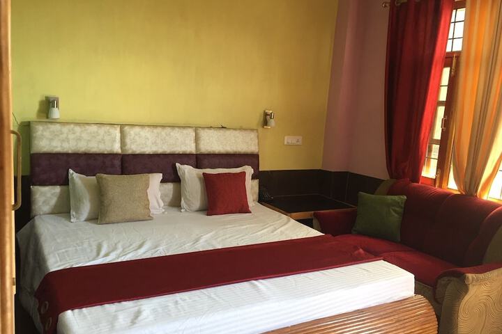 Room 13 of 14