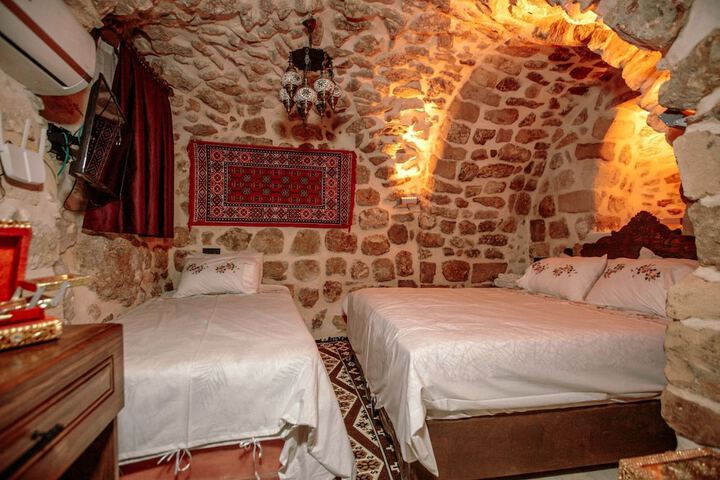 Room 4 of 54