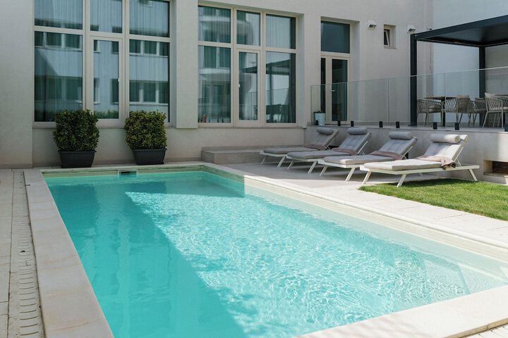 Terrace/Patio 73 of 76