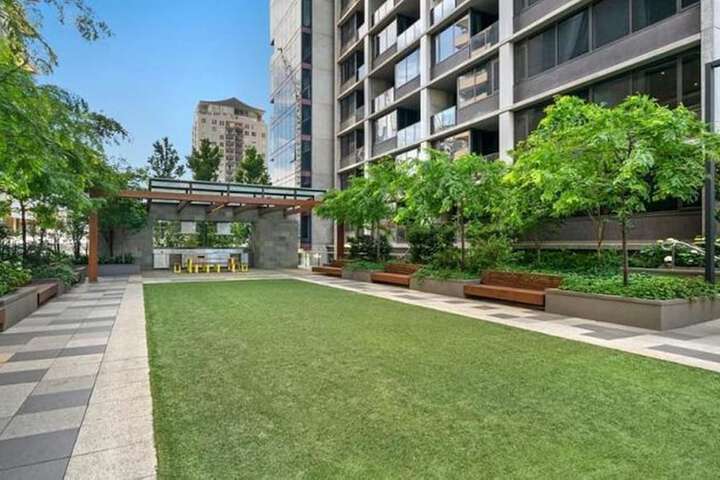 Terrace/Patio 13 of 14