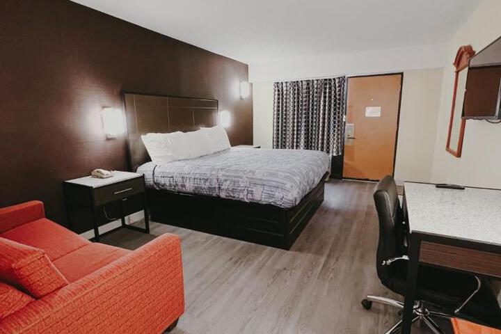 Standard | King Bed (2 of 8)