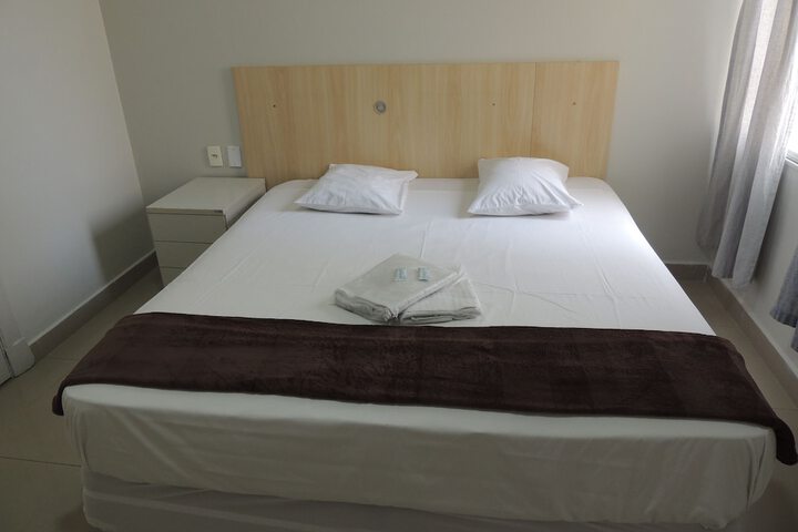 Room 7 of 107
