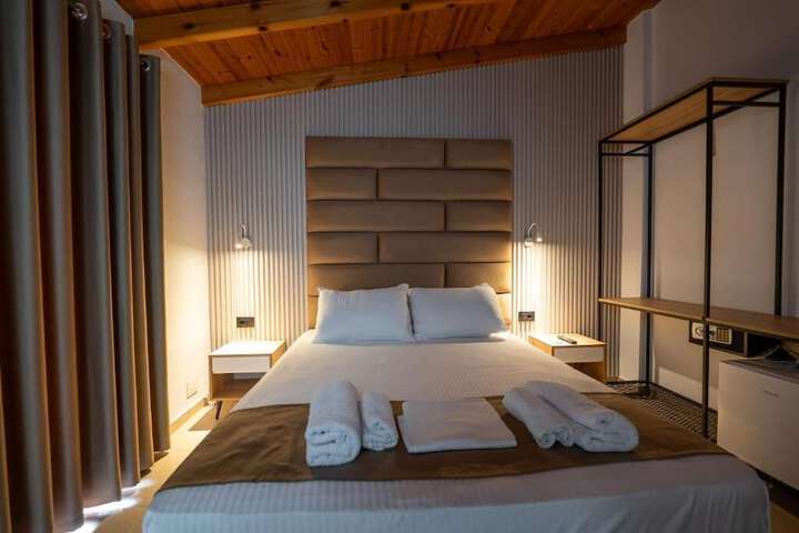 Room 20 of 68