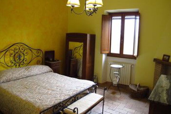 Room 7 of 25