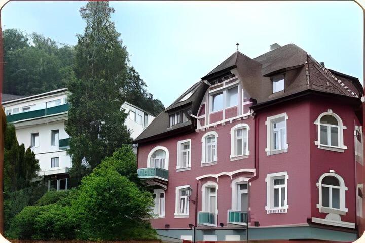 HOTEL YOGA JASMIN ehemals Hotel Eberhardt-Burghardt