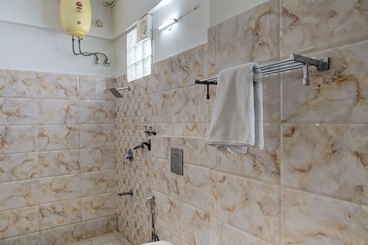 Room 15 of 24