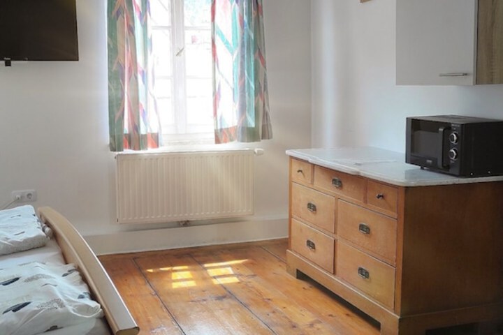 Room 15 of 52