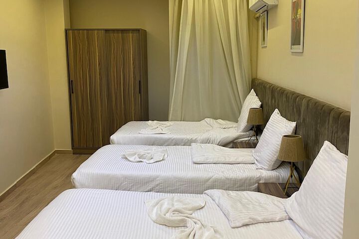 Room 17 of 109