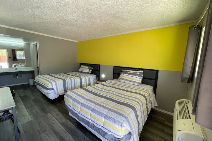 Room 7 of 35