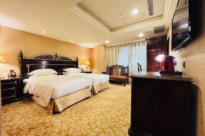 Room 84 of 216