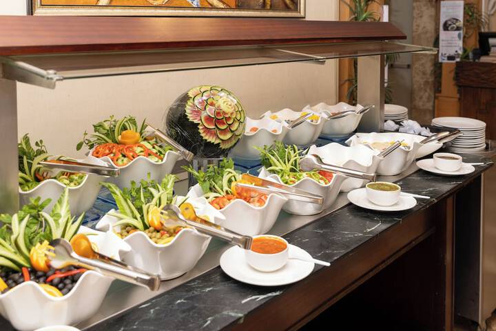 Dining 129 of 181