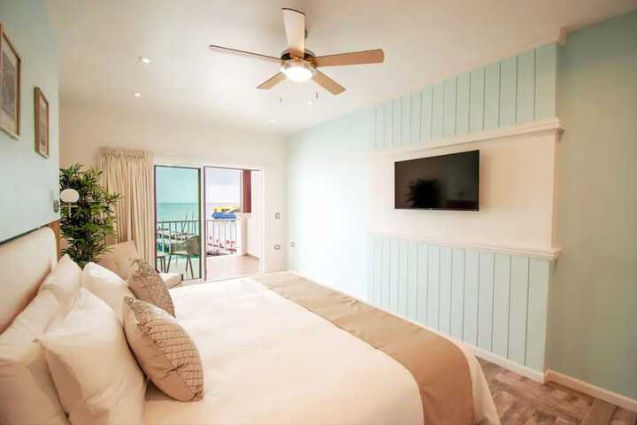 Room 5 of 25