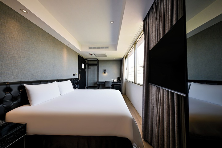 Room 65 of 146
