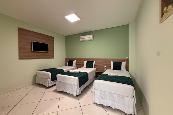 Room 12 of 26