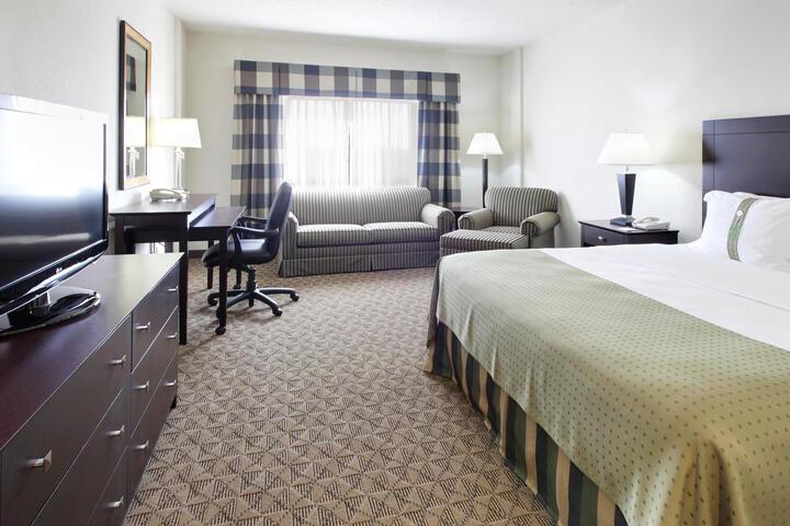 Standard | King Bed (18 of 24)