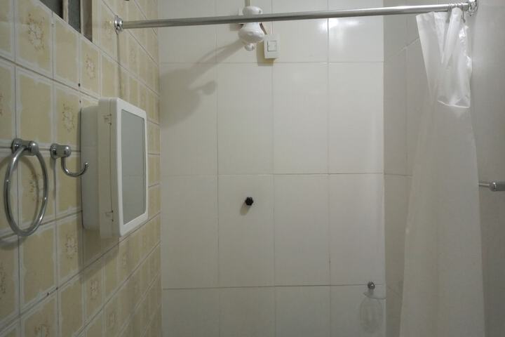 Room 14 of 20