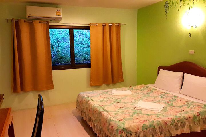 Room 10 of 71