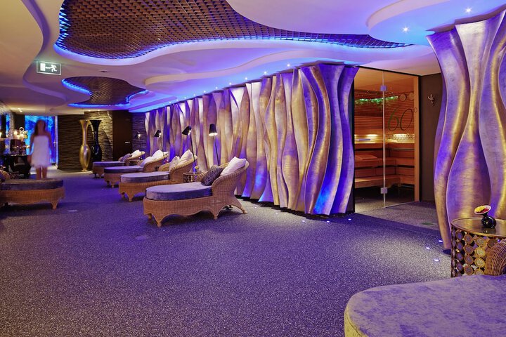 Relaxing Spa