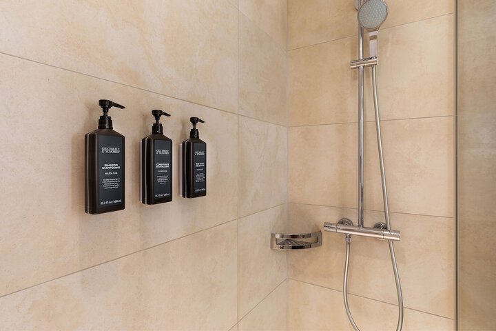 Clean Restrooms